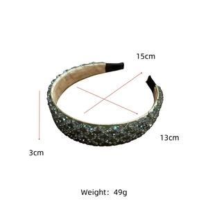 Detail showing dimensions of crystal beaded headband with 3cm width and 15cm outer diameter