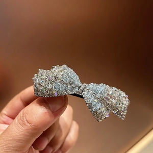 Barrette à cheveux nœud en cristal étincelant avec strass de luxe et base en alliage noir