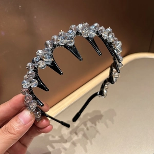 Serre-tête élégant de style coréen avec dents ondulées et perles de cristal claires