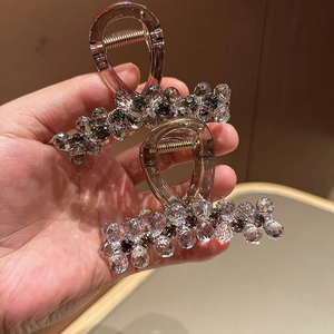 Pince à Cheveux en Cristal Artificiel Faite à la Main en Résine de Luxe avec Perles Élégante Style Floral Coiffure Mode pour Femmes