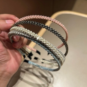 Serre-tête en Métal Tressé Minimaliste pour Femmes Doux Serre-tête Tressé Fin Accessoires de Cheveux Élastiques pour Quotidien