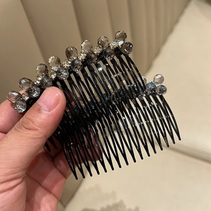 Fashion crystal hair comb with grey and clear faceted beads for bangs styling
