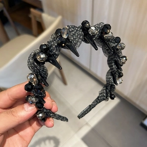 Serre-Tête Gothique Punk Noir À Pointes pour Femmes Fait Main en Maille À Pois Avec Strass Rembourré Accessoires Cheveux Style Sombre