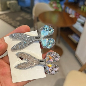 Creative Scissor Shape Rhinestone Hair Clip For Women Delicate Alloy Heart Gemstone Side Clip Sweet Fresh Style Hair Accessories