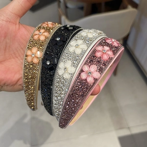 Lot de serre-têtes baroques larges avec fleurs en cristal et strass en quatre couleurs