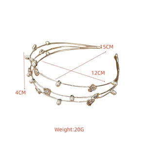 Detailed view of 3-layer gold alloy headband with pearls and flower elements 20g