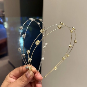 Elegant thin double-layered pearl headband with crystal flowers in gold and silver set