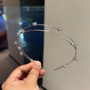 Elegant double-layered silver headband with delicate rhinestone flowers for women
