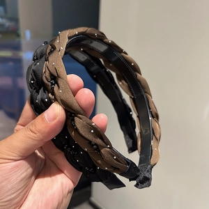 Set di cerchietti imbottiti intrecciati con strass scintillanti in nero e marrone moda