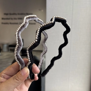 Serre-tête en Velours à Ondes Vintage pour Femmes Avec Fausse Künstliche Perle Élégant Style Français Noir Gris Accessoire Cheveux