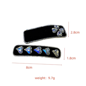Detail of velvet hair clips with heart rhinestones and dimensions showing 8cm length