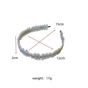Dimensions détaillées du serre-tête en perles blanches sur cadre doré avec poids 17g