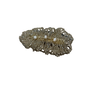 Luxuriöse handgewebte Kristall-Haarspange mit goldener Perlenstickerei und Perlen