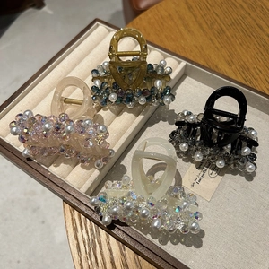 Elegante Pinza per Capelli con Strass e Künstliche Perle in Resina Acrilica Clip a Squalo Accessori per Capelli Donna Stile Coreano