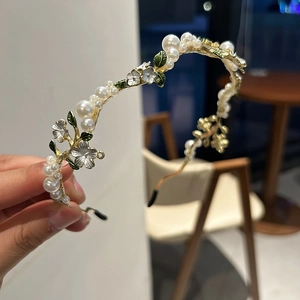 Serre-tête Élégant en Künstliche Perles et Fleurs Style Forêt Alliage Doré Émail Feuille Accessoire Cheveux Doux pour Femme Mariage