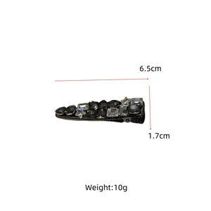 Detailed view of luxury rhinestone duckbill hair clip with 6.5cm x 1.7cm dimensions
