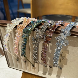 Serre-tête de Luxe en Cristal Artificiel à Fleurs pour Femmes Fait à la Main Perlé Satiné Accessoire Cheveux Élégant