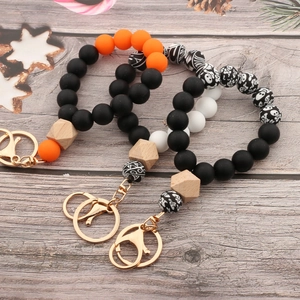 Halloween Silicone Bead Bracelet Skull Pattern Wood Bead Wristlet Keychain For Women Men Spooky Festive Gift Jewelry