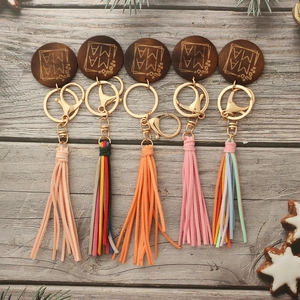 Porte-clés à Franges en Suède avec Disque en Bois Gravé MAMA Pour Femme Pendentif de Sac en Cuir Fait Main Cadeau Fête des Mères