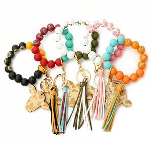 Western Cowboy Bull Head Beaded Wristlet Keychain With Silicone Wood Beads Suede Tassel Cow Print Sunflower Pattern Bracelet Jewelry