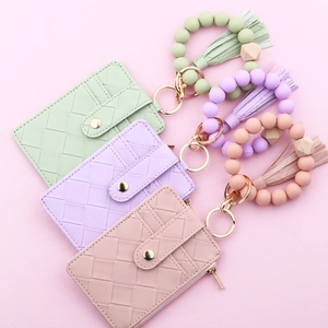 Three-piece checkered card holder wallet set with silicone bead wristlet and tassel