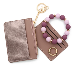 Set porte-cartes en similicuir rose avec bracelet en perles de silicone et porte-clés