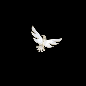 Elegant Copper Natural Shell Eagle Brooch Rhinestone Inlaid Bird Shape Breastpin For Women Suit Coat Jewelry Gift Accessory