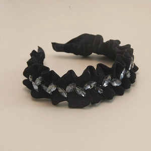 Vintage Pleated Velvet Headband For Women Elegant Artificial Pearl Rhinestone Hair Accessories French Style Hair Band Headpiece