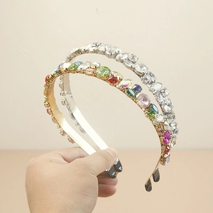 Serre-tête de Luxe en Alliage de Strass pour Femmes Serre-tête en Métal avec Cristaux Colorés Accessoires de Cheveux Mode Mariage Fête