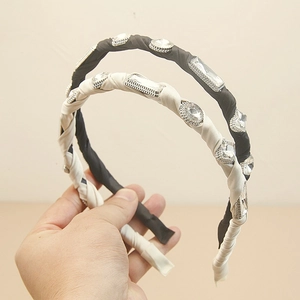 Baroque Vintage Satin Wrapped Headband For Women Elegant Handmade Geometric Rhinestone Hair Band Hair Accessories