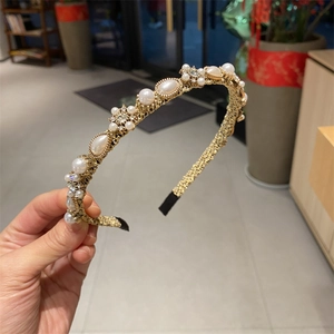 Vintage floral pearl headband with gold alloy and sparkling crystals for women