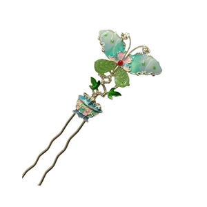 Elegant Chinese style U-shaped butterfly hair pin with gold metal and gradient enamel wings