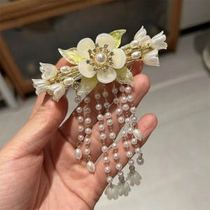 Eleganter Maiglöckchen-Haarclip mit weißen Blumenteilen und Perlen für Hanfu-Frisuren