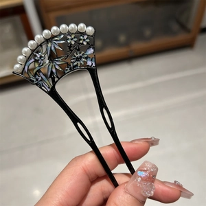 Pic à cheveux vintage en forme d'éventail avec perles et incrustation de bambou
