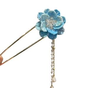 Épingle à cheveux fleur bleue élégante avec longs glands de perles pour femmes