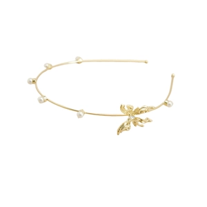 Elegante gouden barokke haarband met witte parels en verfijnd gouden vlinderdetail