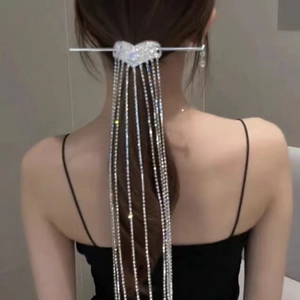 Sparkling silver heart hair stick with long rhinestone tassels for an elegant look