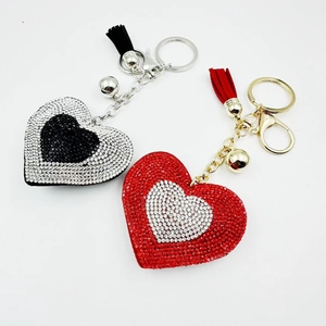 Portachiavi a Cuore Con Strass e Nappa in Lega Con Cristalli Ciondolo per Borsa da Donna Portachiavi Auto Decorativo