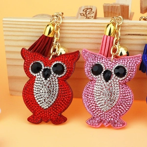 Creative owl keychain with sparkling crystals and tassels for handbag decoration