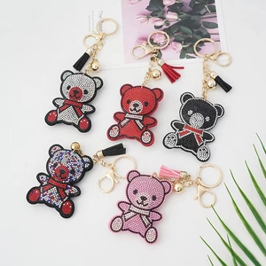 Glänzender Strass Teddybär Schlüsselanhänger Mit Quaste Und Glocke Süßer Legierung Funkelnder Taschenanhänger Für Damen Mode