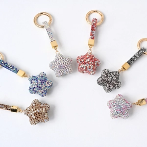 Set di portachiavi a stella con strass scintillanti per borse e accessori per auto