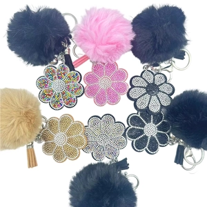 Rhinestone Flower Pom Pom Keychain Artificial Fur Hairball Bag Charm With Leather Tassel Car Key Ring Accessory Women Jewelry