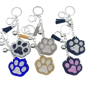 Creatieve Cartoon Berempoot Strass Sleutelhanger Mode Schattig Hondenpoot Ingelegde Diamant Tas Hanger Met Kwastje Bel Metalen Sleutelring