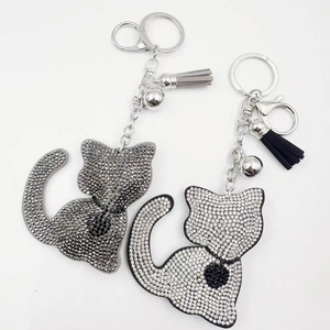 Bling Rhinestone Cat Keychain With Suede Tassel Bell Sparkling Animal Bag Pendant Alloy Keyring For Women Car Keys Decoration