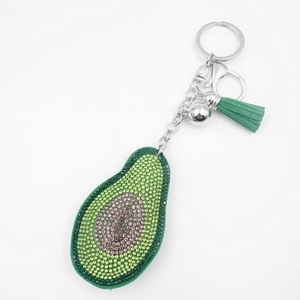 Portachiavi con avocado in strass scintillanti con nappa verde e anello d'argento