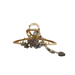 Pince à cheveux coréenne dorée avec cristaux gris fumé et pendentif à pampilles