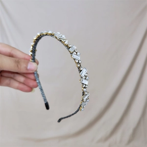 Serre-tête Baroque Vintage Entièrement Orné de Strass Cadre Fin Élégant Avec Künstliche Perle d'Imitation Cristal pour Femmes Bijoux de Mariage
