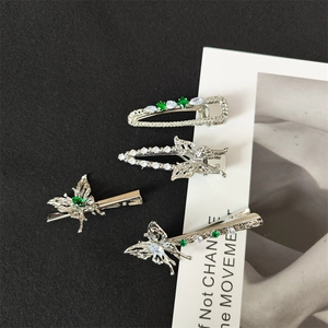 Vintage Silver Alloy Butterfly Hair Clip Emerald Green Rhinestone Duckbill Hair Accessory For Women Elegant Daily Headwear
