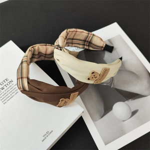 Bandeau en Tissu Large à la Mode pour Femmes Style Coréen Rétro Ours de Dessin Animé Plaid Nœud Papillon Serre-Tête Quotidien