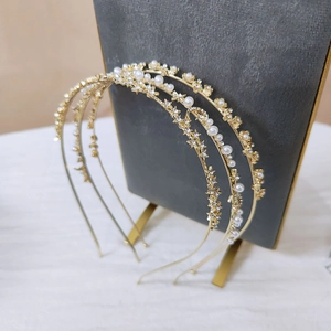 Serre-Tête Élégant en Métal Doré Avec Fausse Künstliche Perle Strass Étoile Lune Fleur Décoration Accessoire Cheveux Femme Mariage Fête